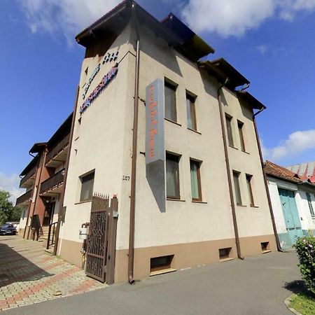 Pension Deutsches Haus Braşov Eksteriør billede